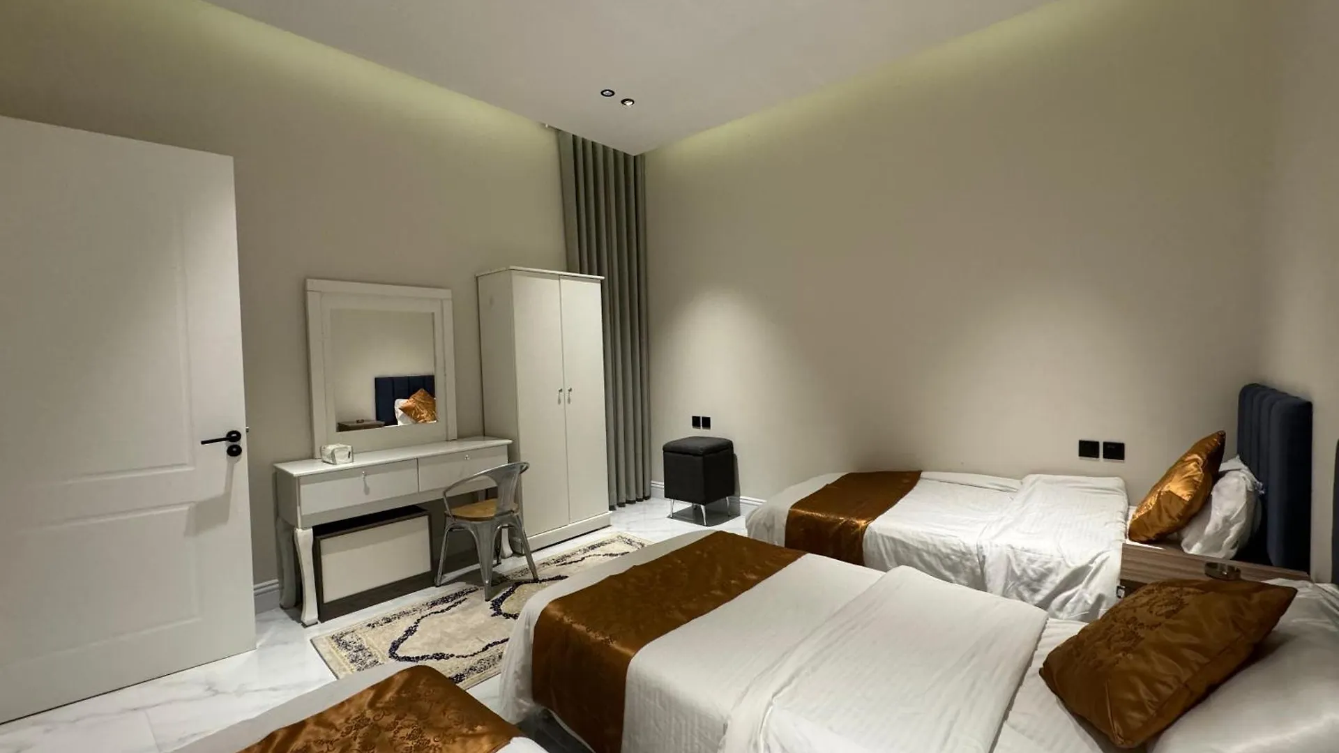 Apartment شقة فاخرة ٣ غرف نوم وصالة Riyadh