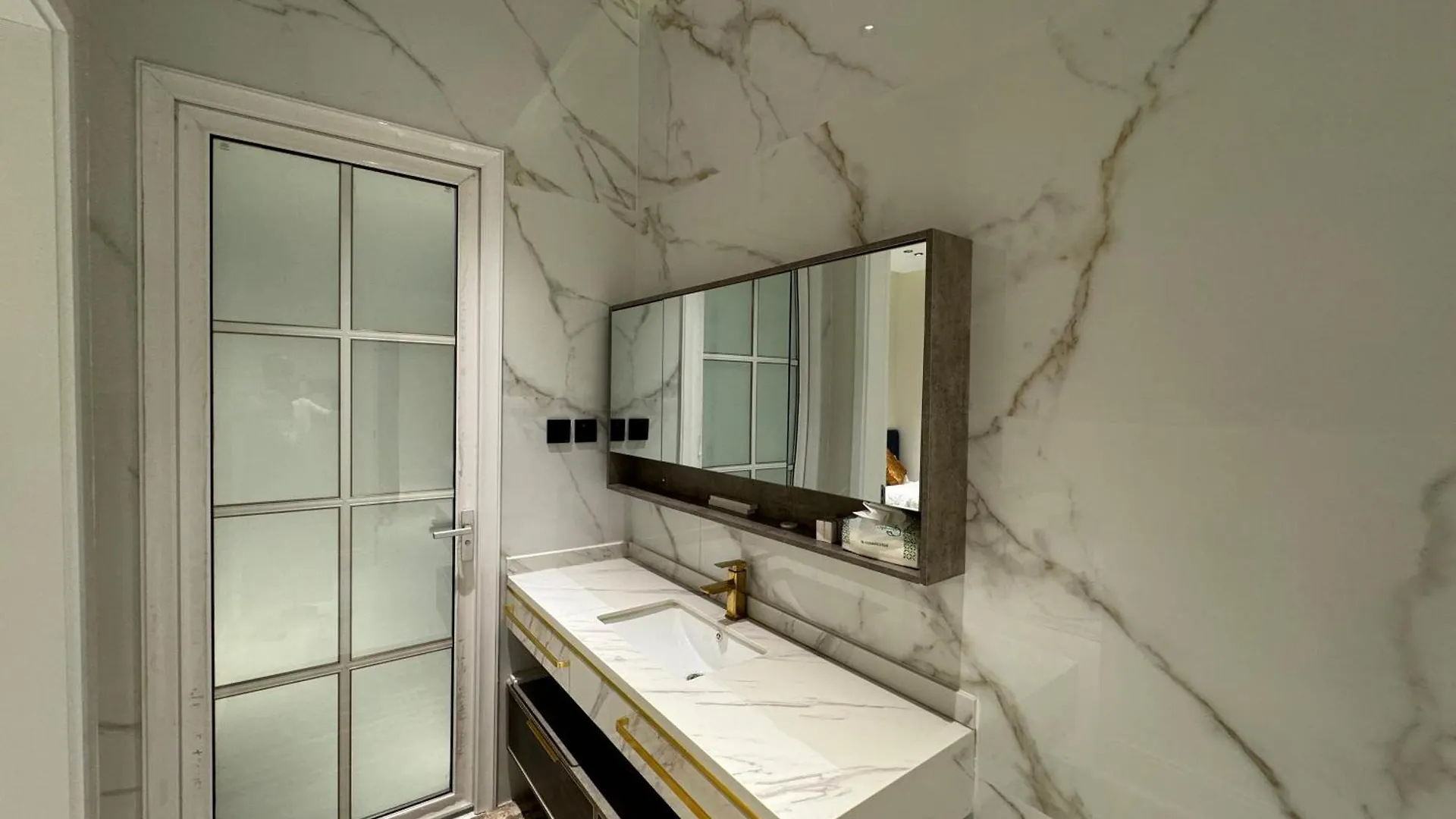 شقة فاخرة ٣ غرف نوم وصالة Riyadh Apartment